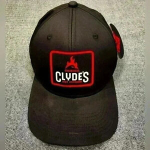 Clyde's Mesh Trucker Hat O5.14.3
